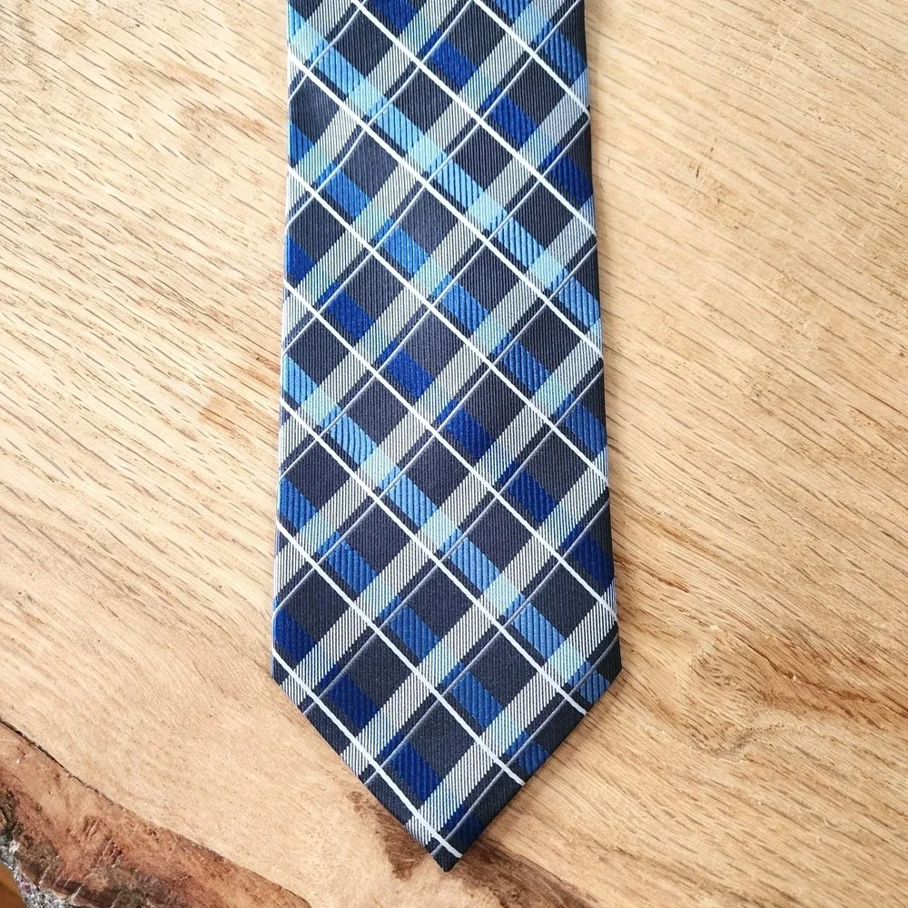 NWT Pronto Uomo Necktie Tie 100% Silk Black Blue Silver Plaid Mens New Metallic‎